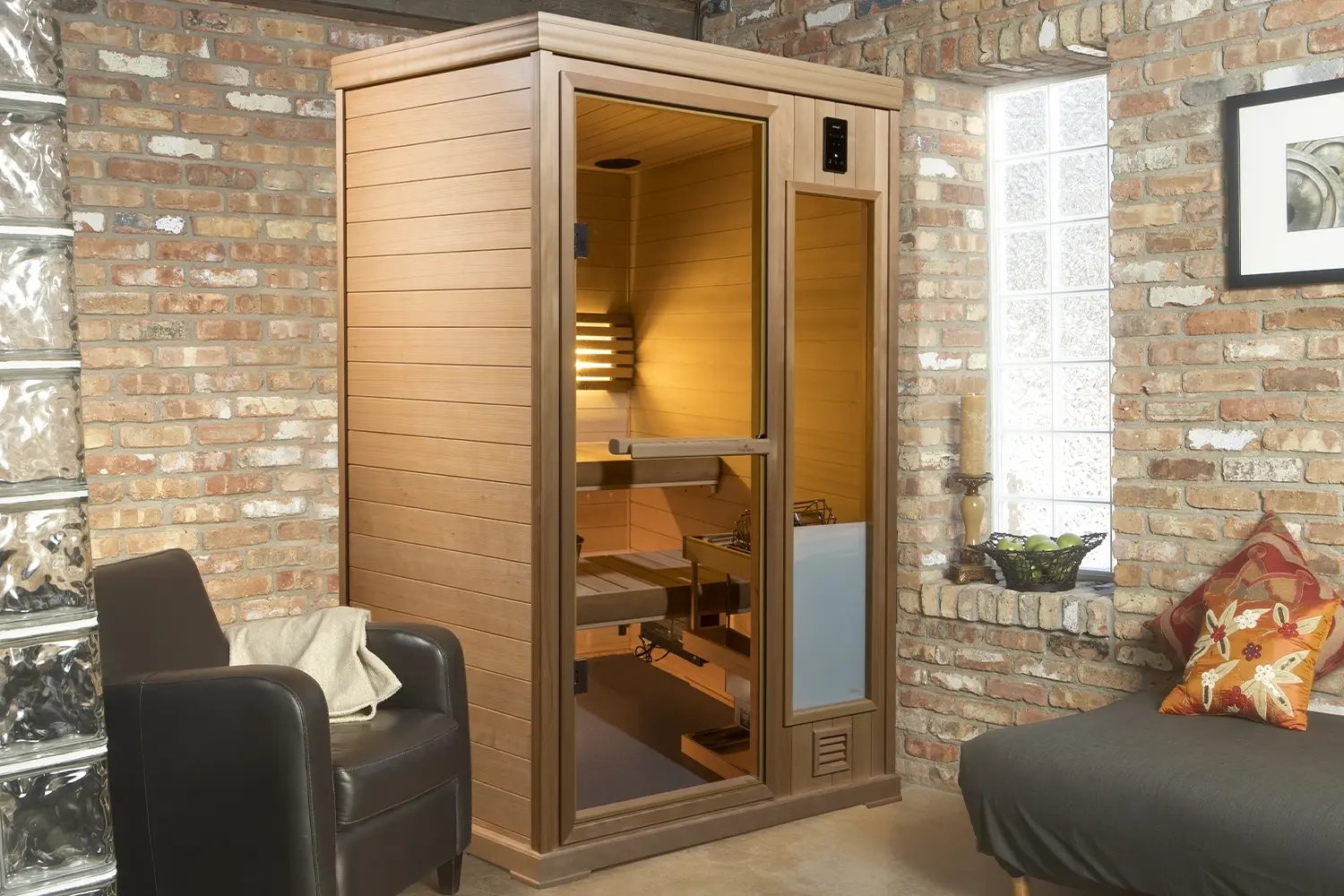 Hallmark traditional sauna at home